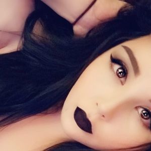 Meet your Posher, Marissa